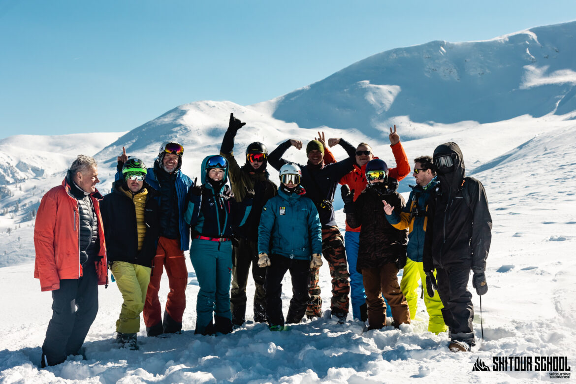 uczestnicy obozu Heliski Rumunia Freeride Camp ze Skitour School