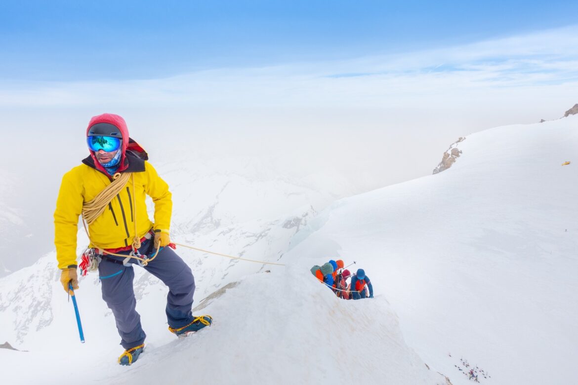 zdodywanie szczytu podczas obozu skitourowego Monte Rosa